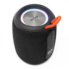 Bocina Bluetooth Backdrop BD92 Negra: Potencia de 5W, Versatilidad con AUX, Radio FM, Micro SD Card y USB