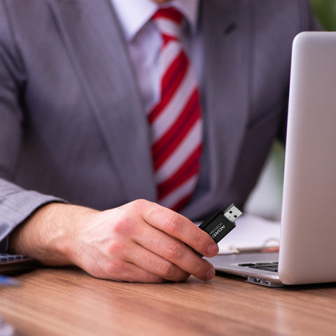 MEMORIA ADATA UC320 128GB CON CONECTOR DESLIZANTE SIN TAPA COLOR NEGRO (UC320-128G-RBK/BK)