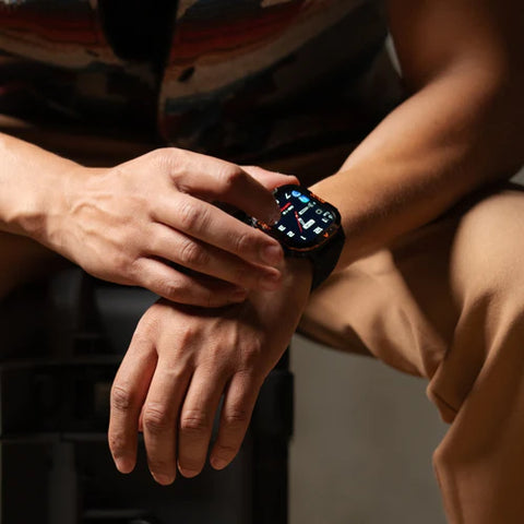 RELOJ INTELIGENTE DEPORTIVO EVEREST PERFECT CHOICE, SUMERGIBLE CON LAMPARA Y BRUJULA INTEGRADAS, PROTECCION IPX68