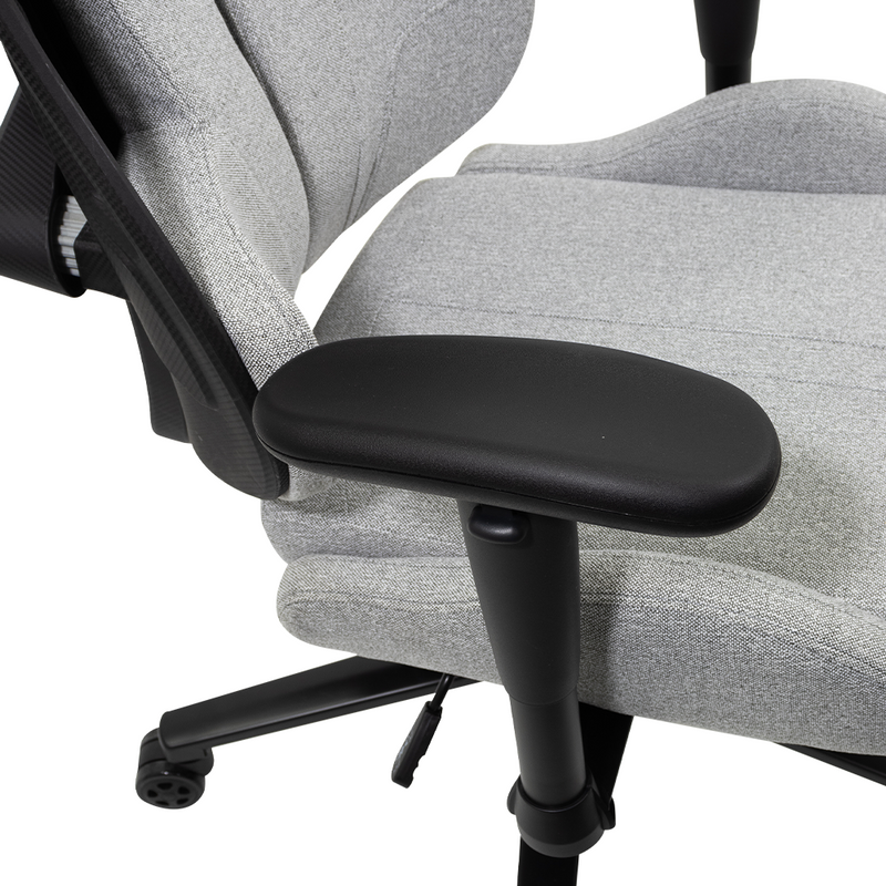 Silla Gamer Ocelot Gaming. Tela automotriz ,Estrella de metal, Reposabrazos 2D, Reclinable hasta 135, Peso máximo 150kg, Color gris granito