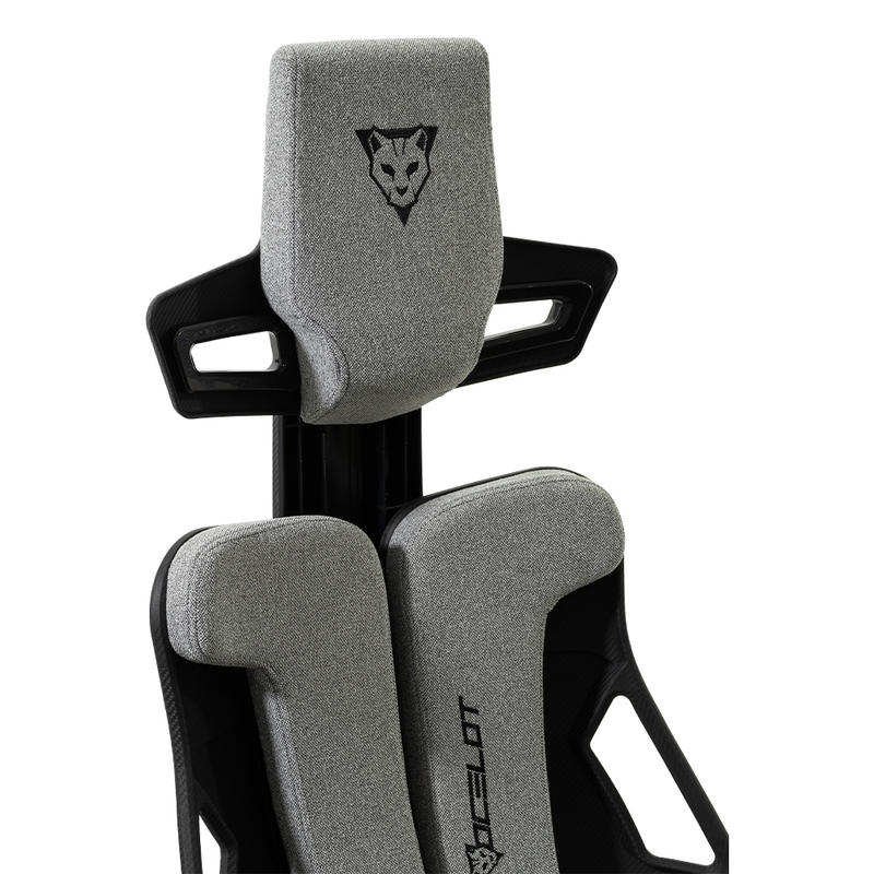 Silla Gamer Ocelot Gaming. Tela automotriz ,Estrella de metal, Reposabrazos 2D, Reclinable hasta 135, Peso máximo 150kg, Color gris granito