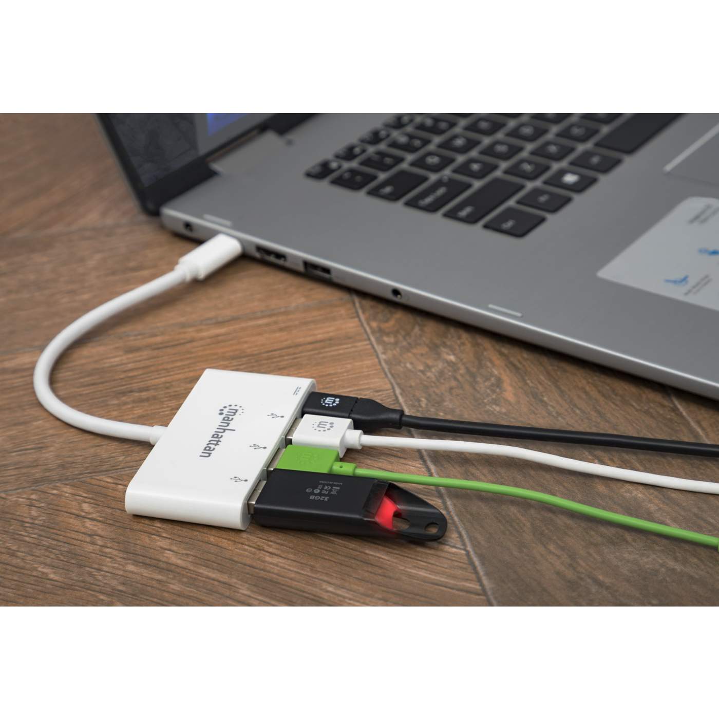 Hub Usb-C Manhattan 3 Puertos Ah Sin Fuente + 1 Puerto Ch 163552