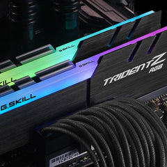 Memoria Ram Gskill Trident Z Rgb Ddr4 4133mhz 16gb 2x8 F4-4133c19d-16gtzr