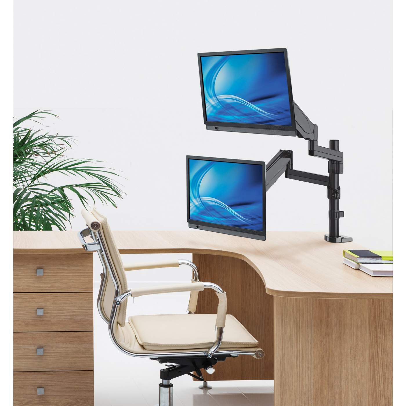 Soporte Manhattan Para 2 Monitores De 17" A 32" Para Escritorio Con Piston 461597