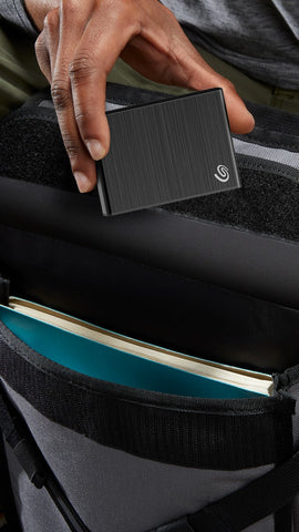 Unidad Ssd Externo Seagate Stkg2000400 2tb Usb-C One Touch Negro